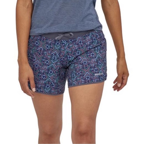 Patagonia Pants - Patagonia Nine Trails 6” Shorts Size Small Star Dash Classic Navy 57630